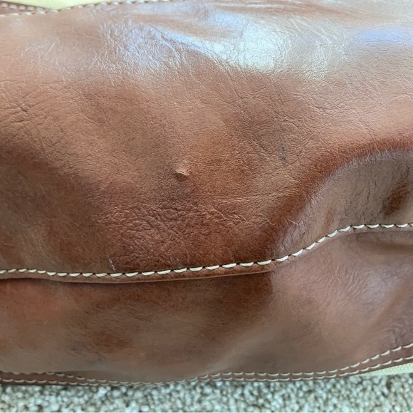 St. John’s Bay Butterfly Hobo Shoulder Purse Tote Bag With Side Zipper - Picture 7 of 9